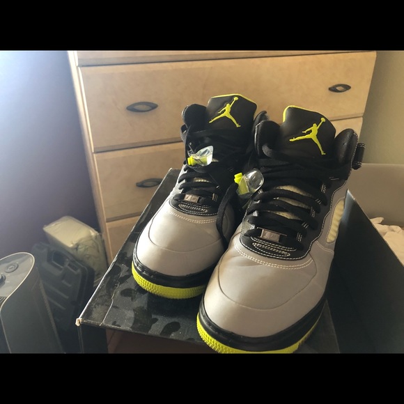 Ajf 5 size 11 great shape - Picture 7 of 8